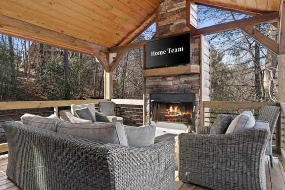 Stunning Views! Sleeps 10 - Hot Tub - 2 Fireplaces
