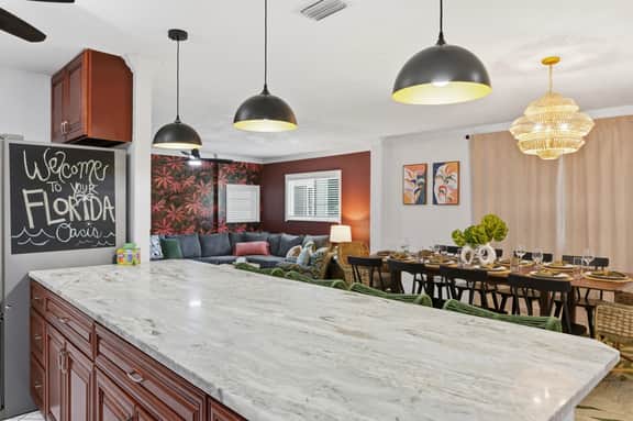 Sleeps 16 • Golf Simulator • Pickleball • Pool/Spa