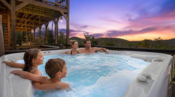 Family-Friendly Cabin: Hot Tub, Games & Views
