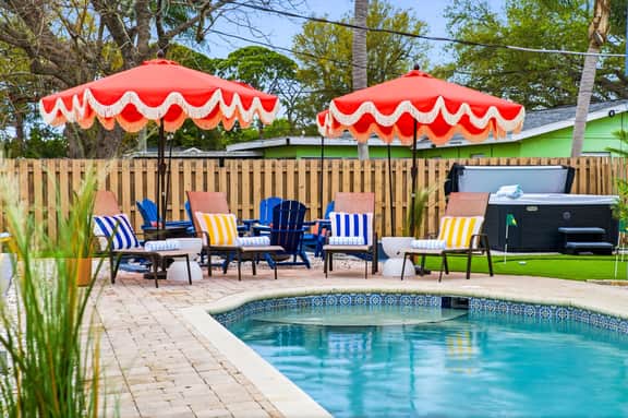 Palm Shell Villa - Pool - Pickleball - Hot Tub