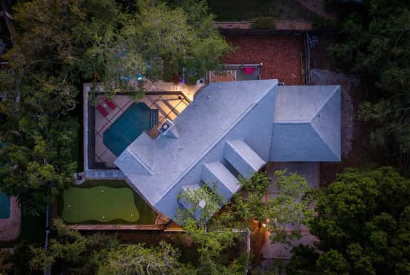 Sleeps 10 • Heated Pool • Game Room • Hot Tub