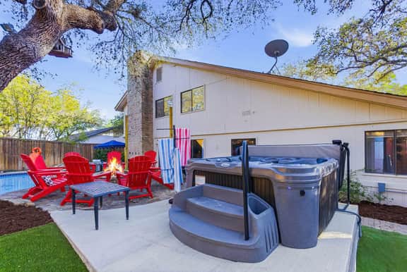 Cowboy Ridge • 4BR Spacious Retreat • Sleeps 13