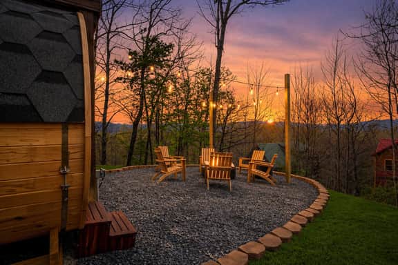 Luxe Mountain Escape - Fire Pit - Hot Tub - Sauna