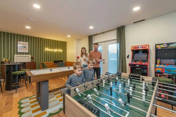 Expansive Deck  Sleeps 16  Hot Tub  Game Room