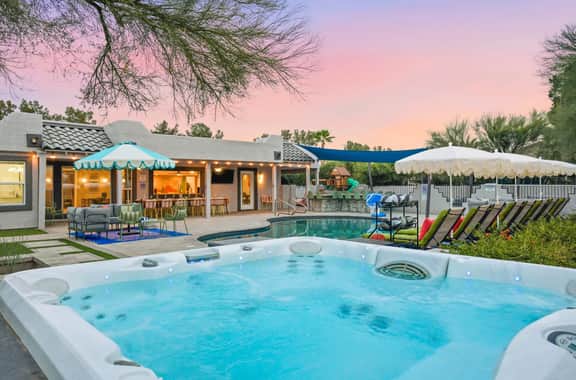 Fun-Filled Oasis • Pool, Pickleball, Games Galore