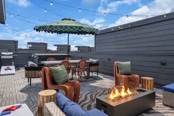 Nashville Hideaway - Rooftop - Fire Pit Nights - Image 2