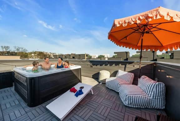 4BR Nashville Hideaway - Rooftop Views - Fire Pit