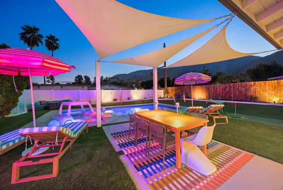 Peaks & Palms Oasis - Heated Pool - Games