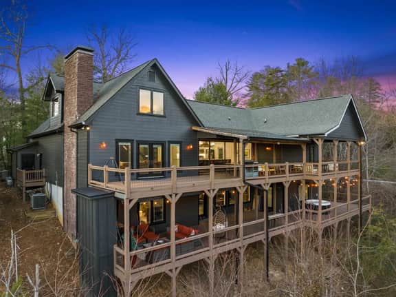 Mtn Views + Theater + Hot Tub | 5 King Suites