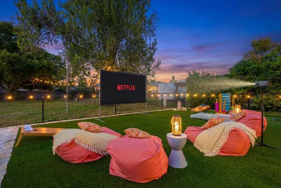 Sleeps 12 • Game Room • Theatre • Tiki Bar • Pool