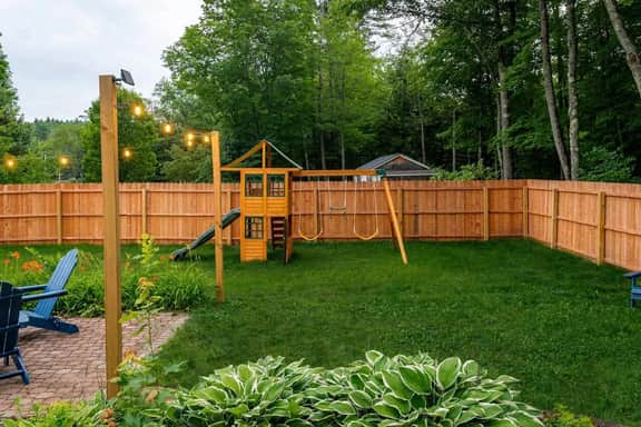 Mountain Getaway: Outdoor Games • Sauna • Hot tub