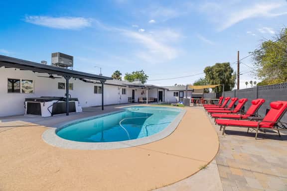 Casa Mesa • Private Paradise w Pool, Putt, & Games