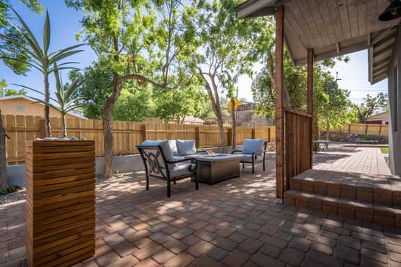 Charming & Cozy Northern AZ Base Camp • Sleeps 4