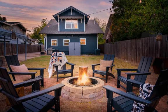 Sleeps 16 - Roof Top - Game Room - Pet Friendly