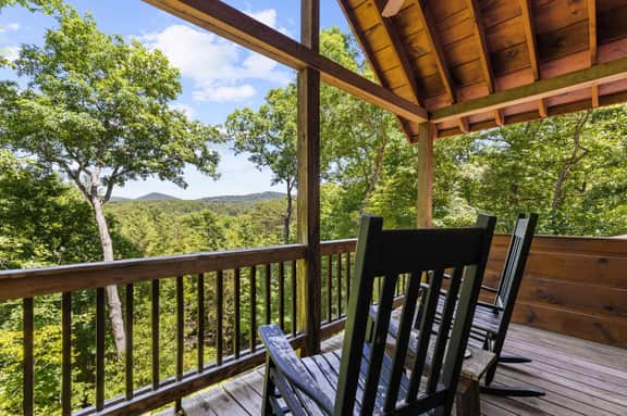 Mountain Views | Hot Tub, Arcade Game & Firepit
