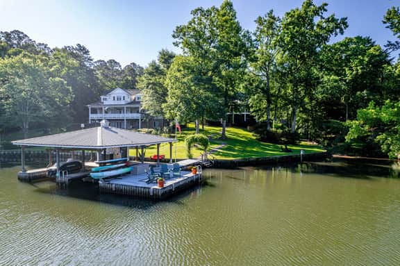 The Sinclair House  Private Lake Retreat