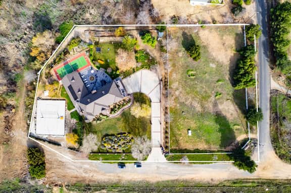 Lake Mathews Estate | Indoor Pool | Pickleball | Beach Volleyball