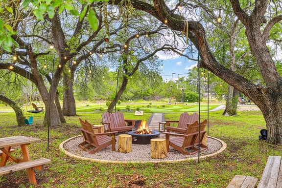 Stillstone Ranch | A Wellness Retreat | Sleeps 32