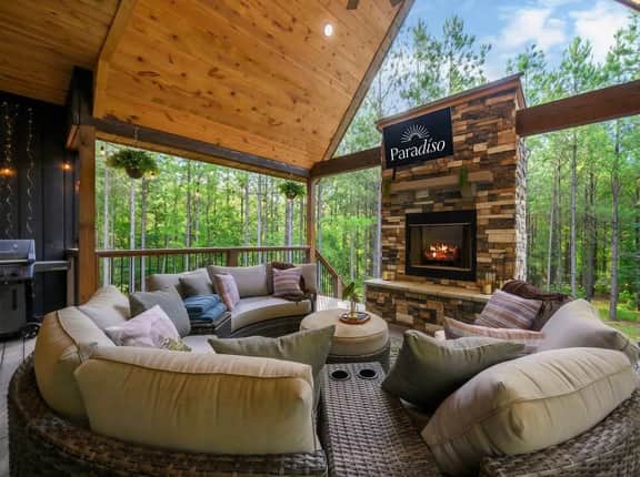 Hoch-A-Frame | Sauna, Hot Tub & Broken Bow Pines