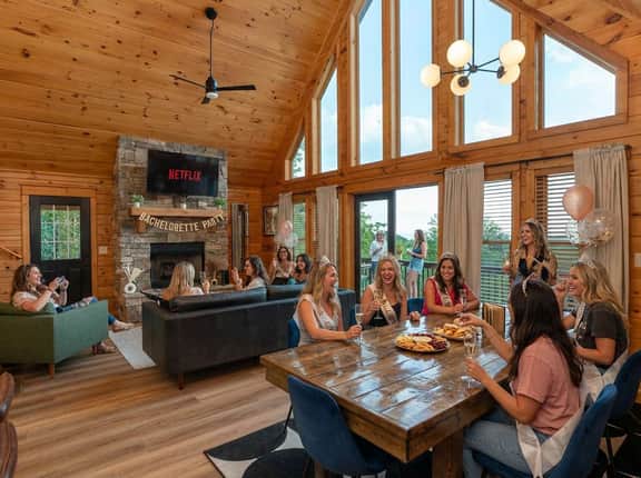 The Triple Timber | Ski-In, Hot Tubs x3