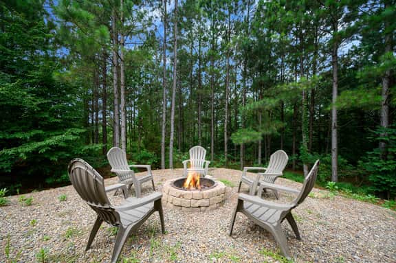 Sleeps 13 | Hot Tub, Arcade, Firepit & Games