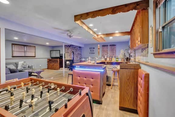Poconos Retreat | Hot Tub | Firepits | Sleeps 16