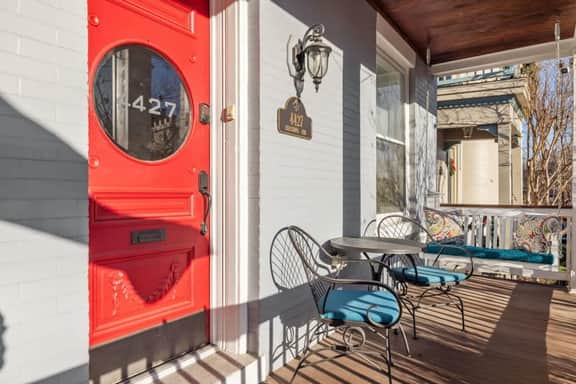 Historic St Louis Retreat | Two Levels | Sleeps 12 - Image 2