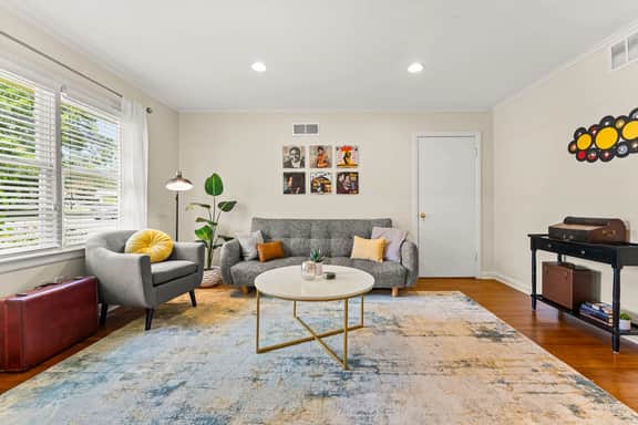 Soul House • A Music Lover's Retreat • Sleeps 7 - Image 5