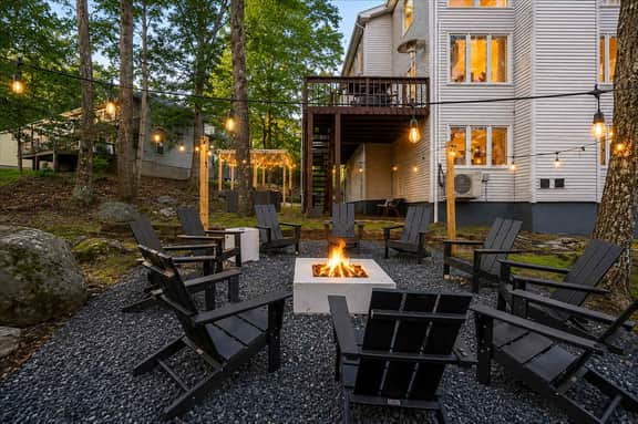 Poconos Retreat: Hot Tub, Fire Pit, Game Room - Image 3
