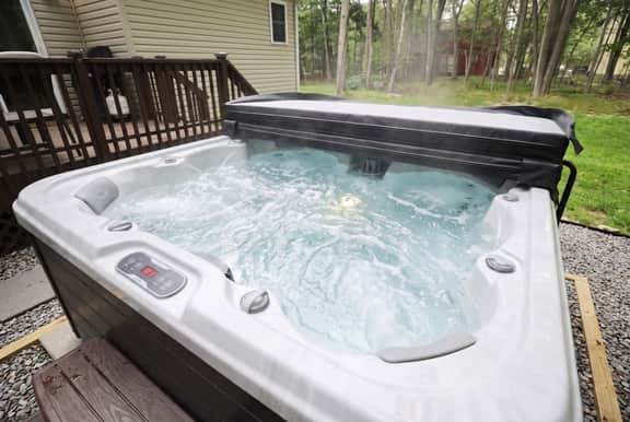 Grace Estates • Hot Tub • Game Rooms • Lake Access - Image 4