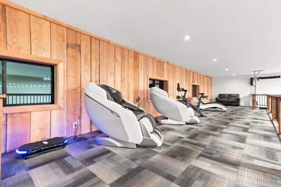 Hilltop Retreat | Indoor Pickleball | Event Arena - Image 5