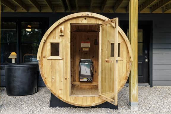 Close to Sunday River: Hot Tub, Sauna, Cold Plunge - Image 5
