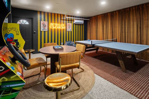 Heatwave Hideaway | Pool • Pickleball • Games - Image 3