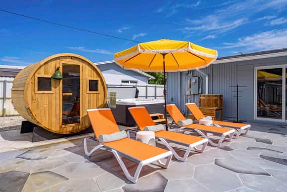 Backyard Paradise • Grill • Game Room • Putt Putt - Image 5