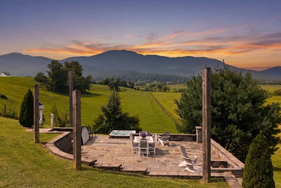 Sojourners Rest: Old Rag Views, Hot Tub, Fire Pit - Image 5