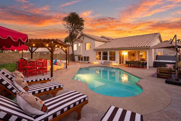 The Sunny Social | Pool • Hot Tub • Games Galore! - Image 2