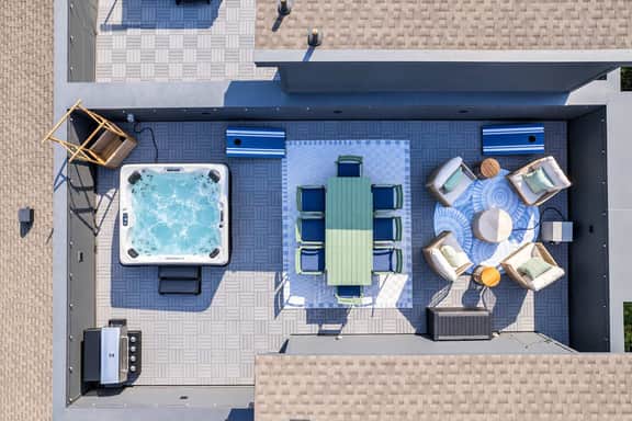 Nashville Hideaway | Private Rooftop • City View - Image 3