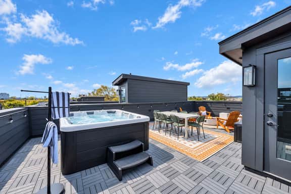 Nashville Hideaway | City-View Rooftop • Fire Pit - Image 5
