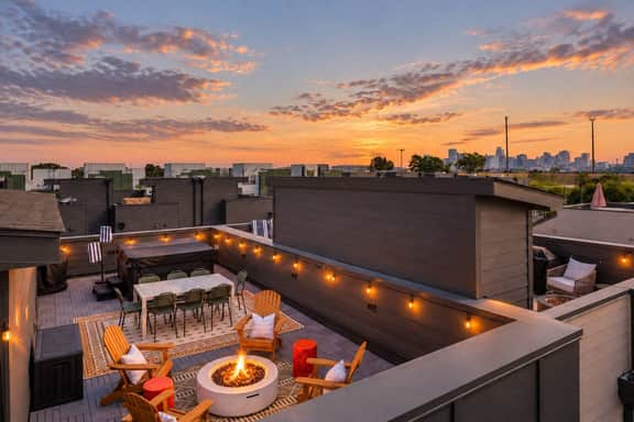 Nashville Hideaway | City-View Rooftop • Fire Pit - Image 4