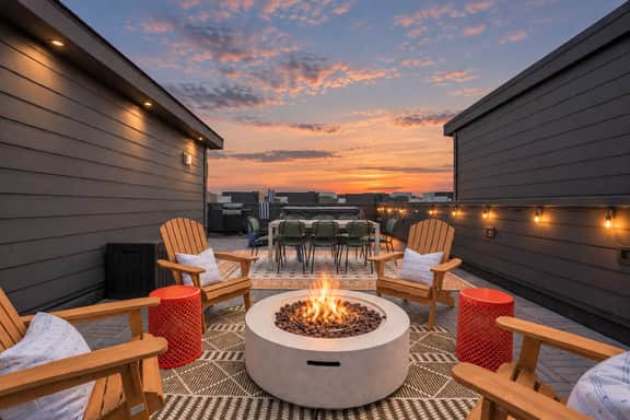 Nashville Hideaway | City-View Rooftop • Fire Pit - Image 3