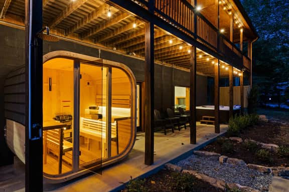 6BR | Sauna, Hot Tub & Games | 8 Min Downtown - Image 4