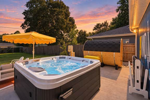 Indy Escape | Sauna, Hot Tub, Firepit & Games - Image 2