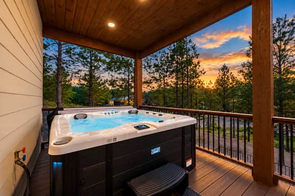Broken Bow Retreat | Pool, Hot Tub & Games - Image 3