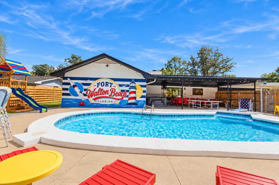 Fort Walton Oasis | Pool | Games | Tiki Bar - Image 2