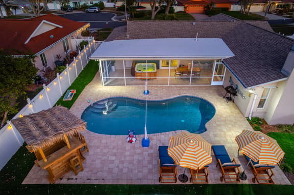 Paradise Escape | Pool, Spa, Tiki Bar & Games
