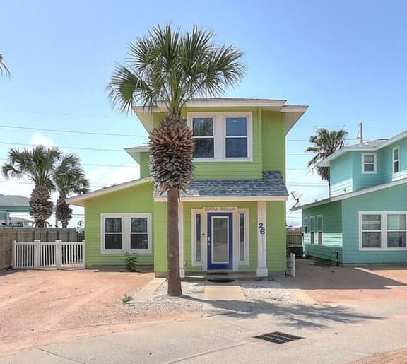 Casa Bella- Community Pool View | 0.3 mi to Beach