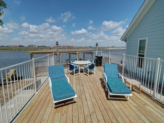 Canal Views & Pool | 2 Min to Beach | Fishing Pier