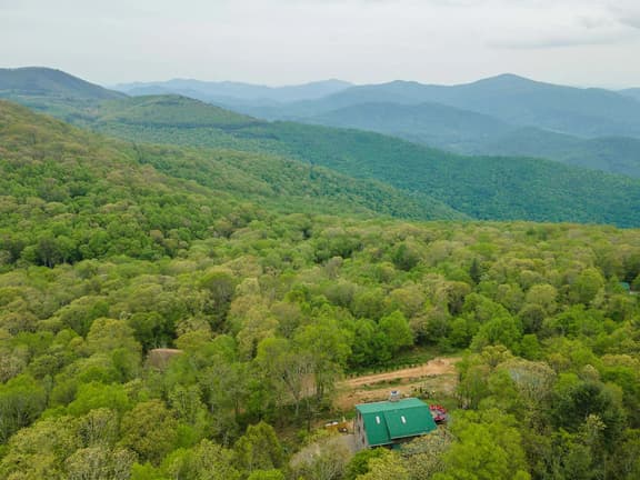 Sleeps 20! Hot Tub~Outdoor Theater~Fire Pit~Games