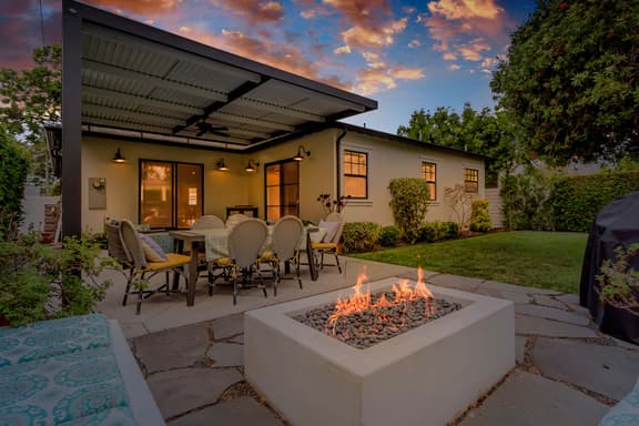 Spacious 4BR | Games | Workspace | Outdoor Fun