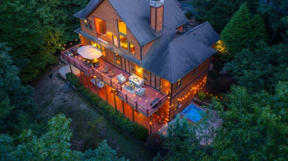 Golden Ridge Lodge - Hot Tub - Games - Mtn Views